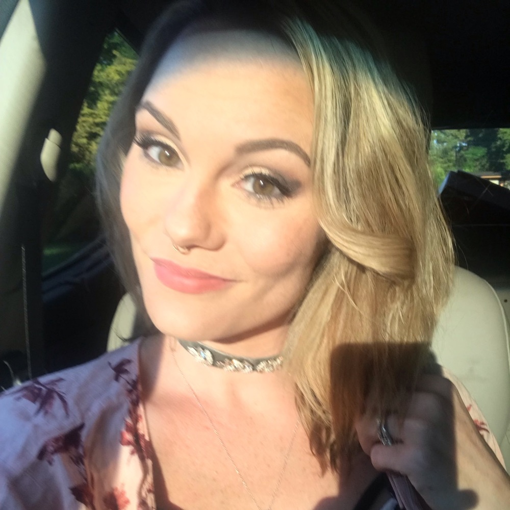 Meet your Posher, Amanda